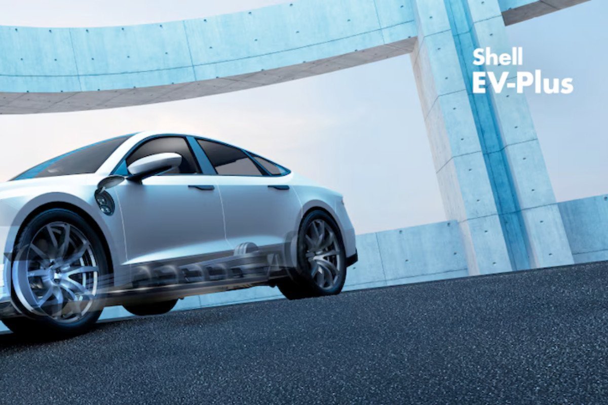 Novo fluido da Shell promete reduzir recarga de elétricos para menos de 10 minutos