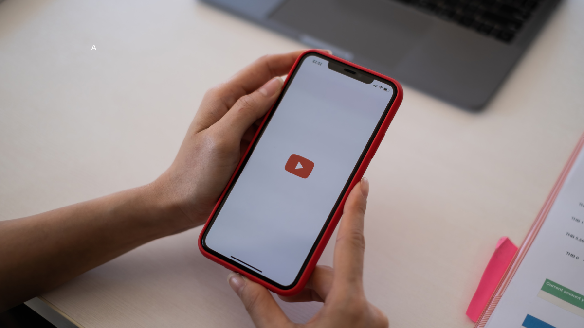 YouTube Shopping estreia no Brasil com Mercado Livre e Shopee