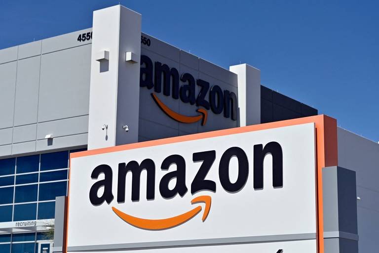 Amazon anuncia corte de 30 mil cargos corporativos