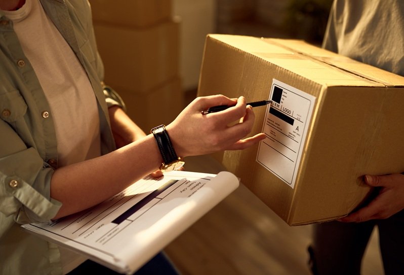 Frete caro faz 48% dos consumidores desistirem da compra