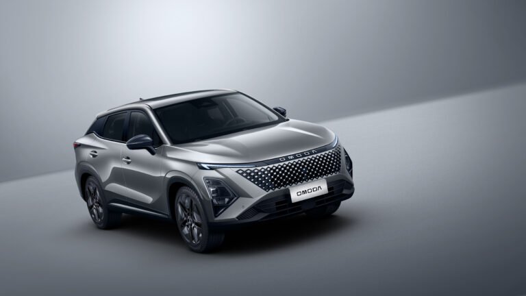 Omoda 5 HEV