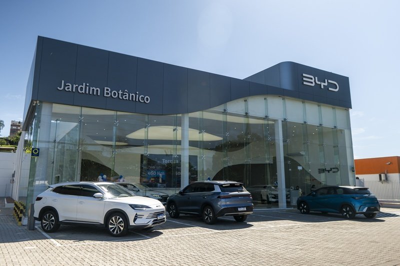 BYD alcança 200 concessionárias e amplia presença no Brasil