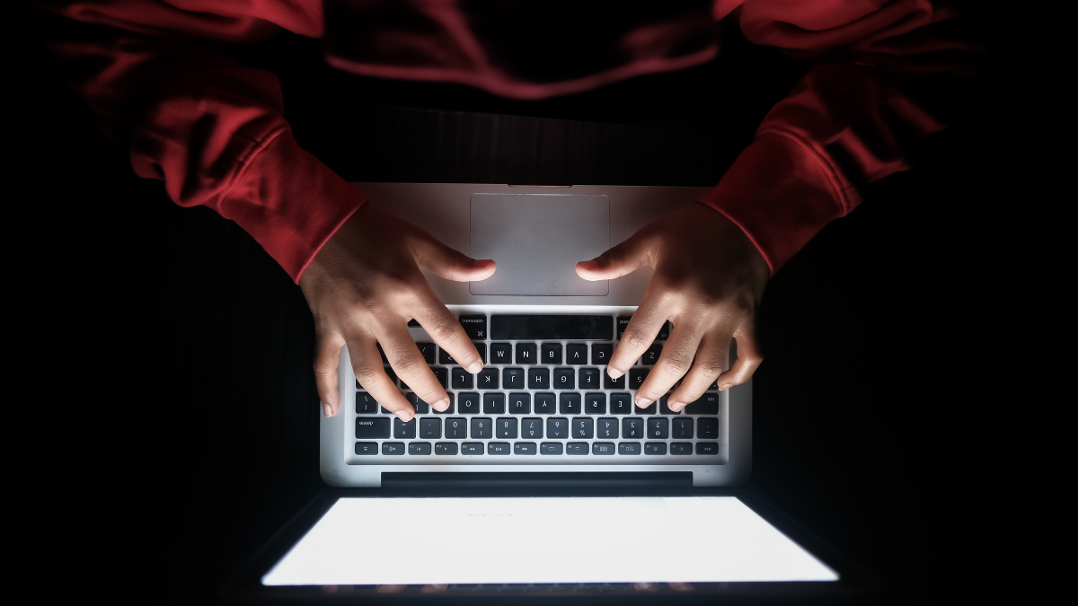 8 cuidados para evitar golpes na Black Friday 2025