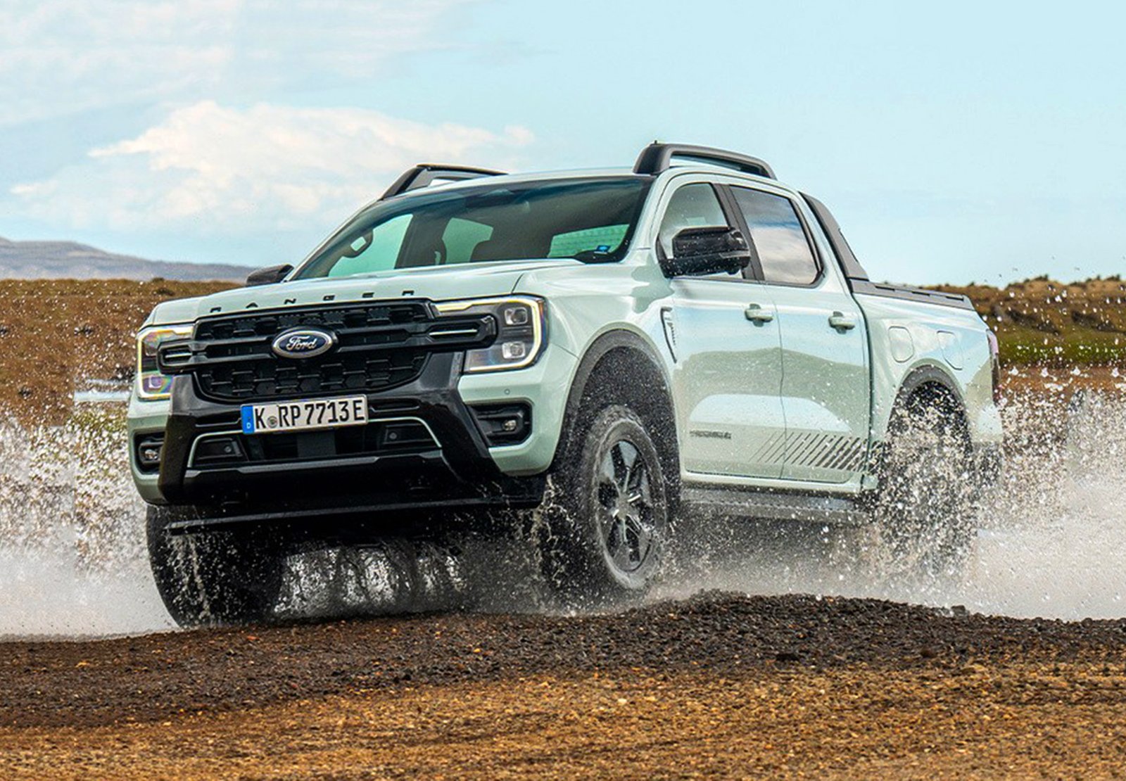 Ford Ranger Híbrida Plug-in é eleita Picape Internacional 2026