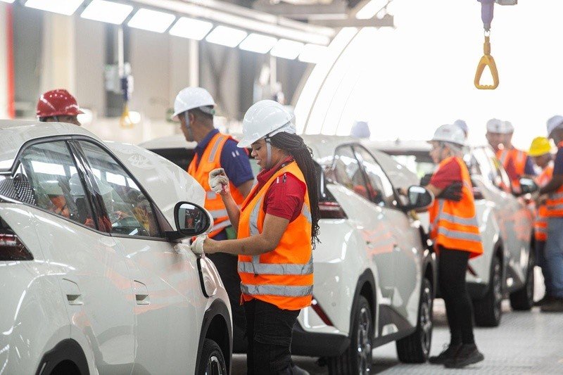 BYD ultrapassa 2 mil trabalhadores em Camaçari