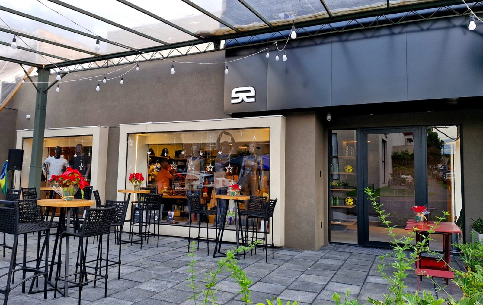 Marca esportiva brasileira inaugura 1ª loja física e mira expansão