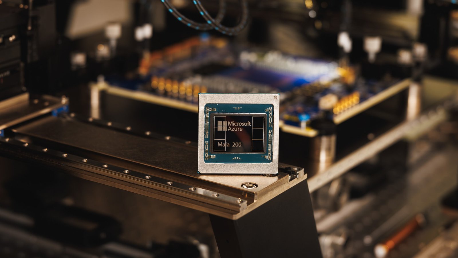 Microsoft lança Maia 200 e mira chips de IA da Amazon e Google