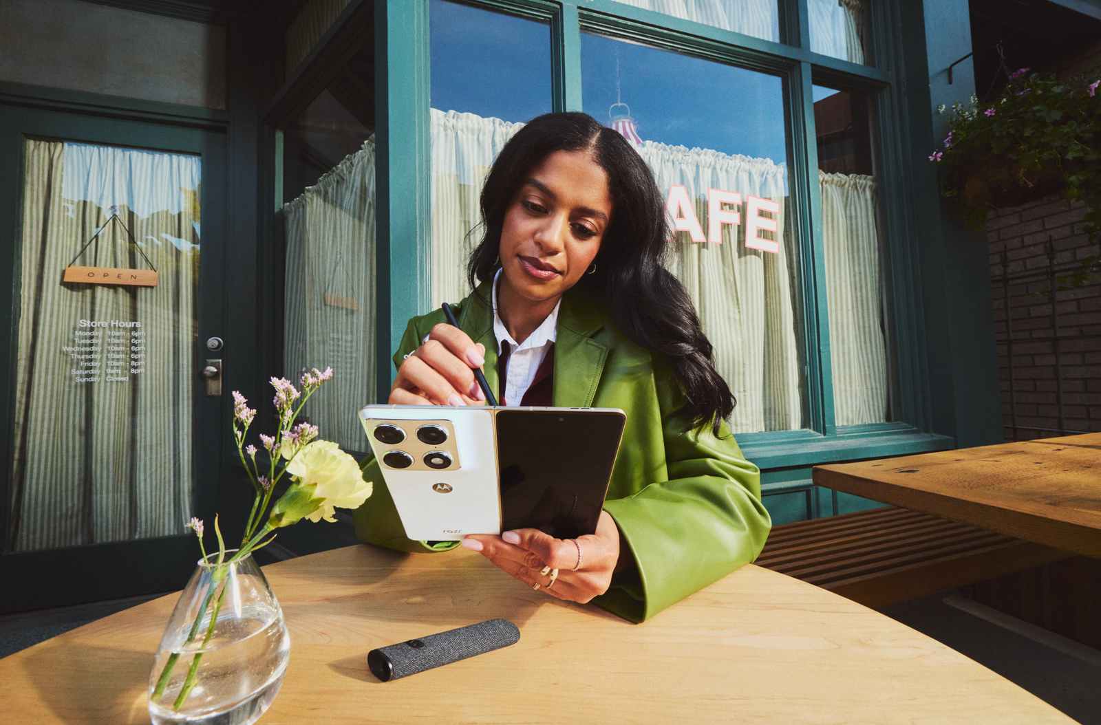 Motorola amplia estratégia premium com novos smartphones