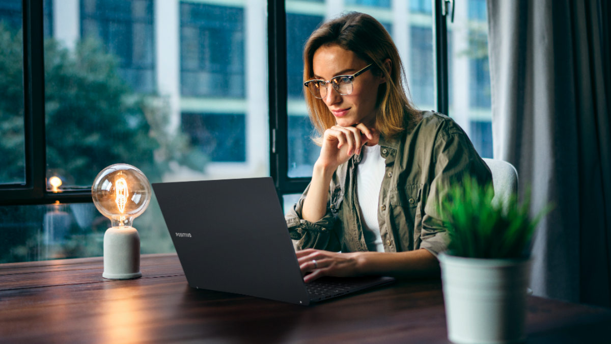 Positivo amplia linha Vision com notebook N15M