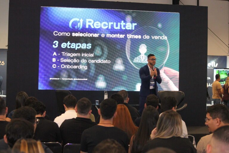 Alex Lemos, fundador e gestor da HubClass