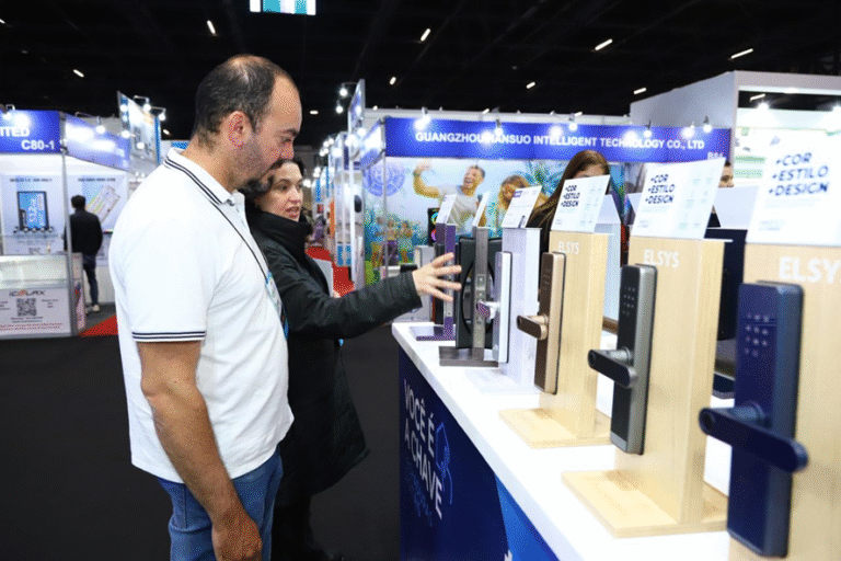 Eletrolar Show All Connected