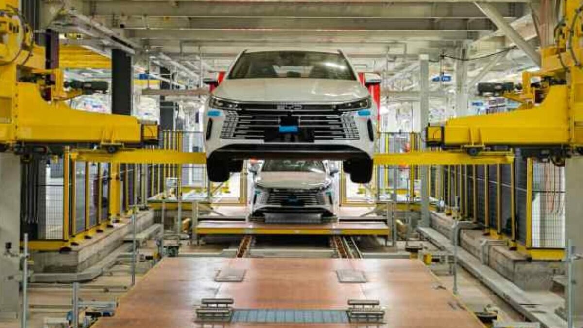 BYD bate recorde no Brasil e cresce 142% em julho