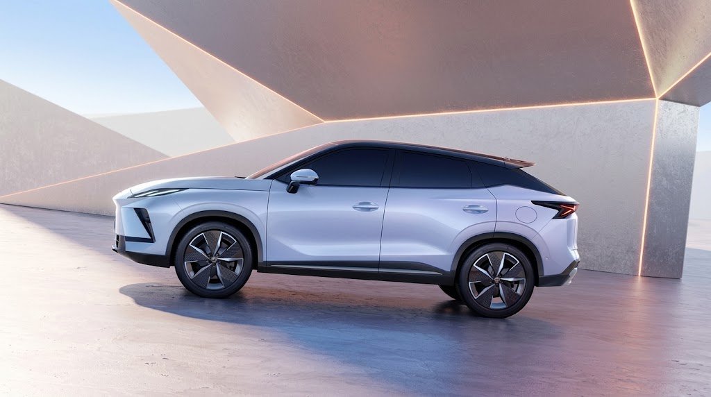 OMODA E5