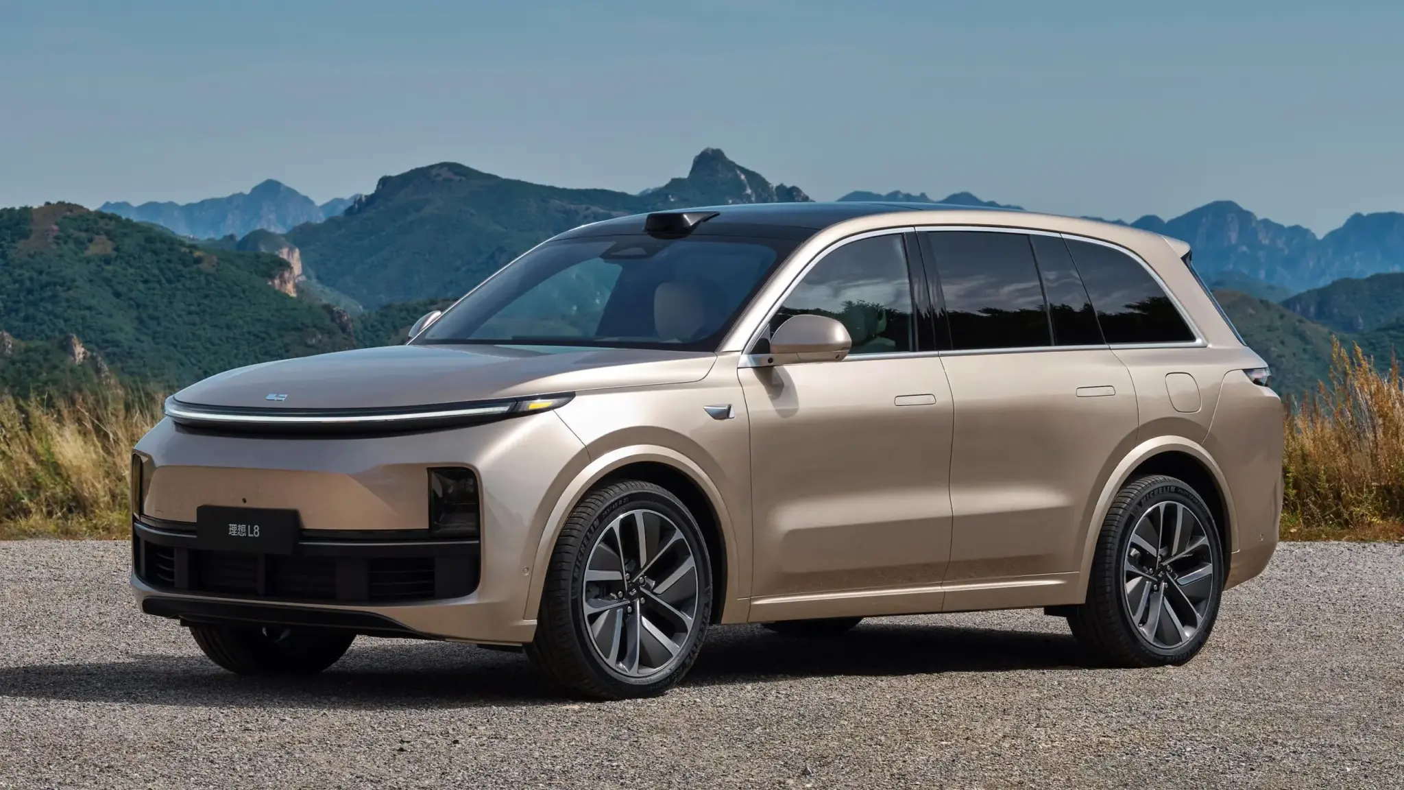Li Auto avalia entrada no Brasil e mira SUVs eletrificados